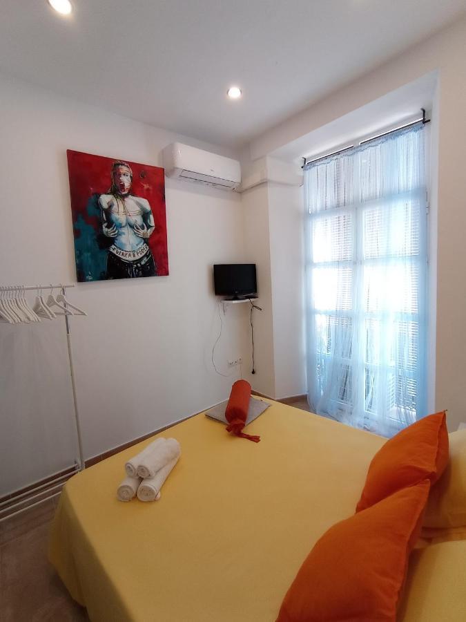 Apartamento Aza มาลากา ภายนอก รูปภาพ